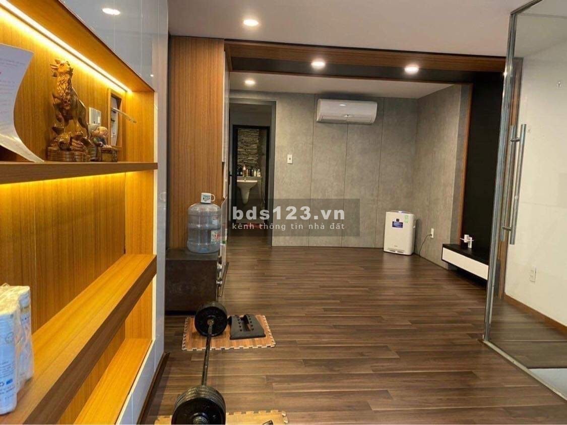 Bán nhà riêng nhà 3 tầng Đống Đa, đường vi vu xe hơi 7 chỗ đổ cửa.