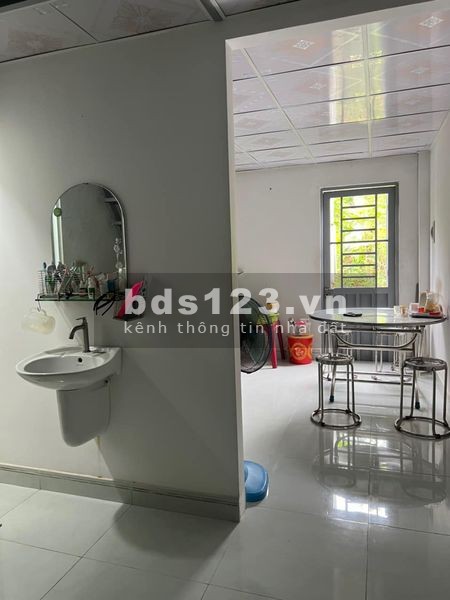 Cần bán gấp nhà cùng đất tại Bình Dương nhà mới xây và đất full thổ cư liên hệ chính chủ sổ gốc