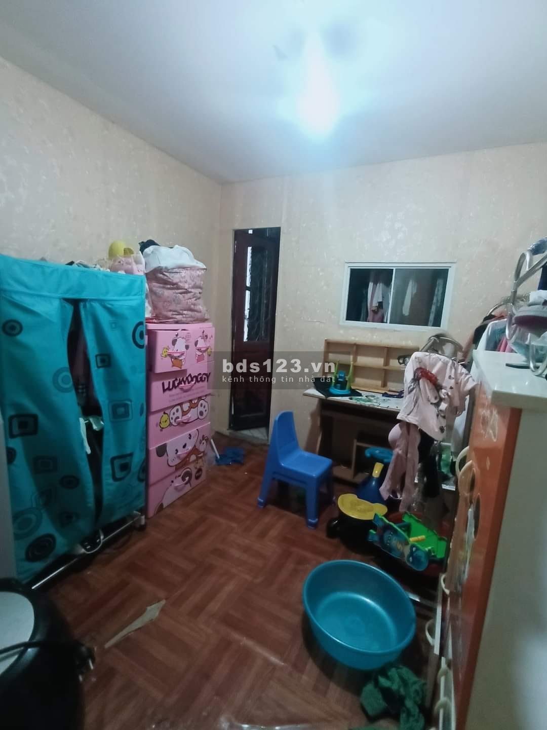 Quá rẻ, bán rất gấp nhà Phú Diễn, 40m, 2tầng, mt 5,6M giá chỉ 2.1 tỷ
