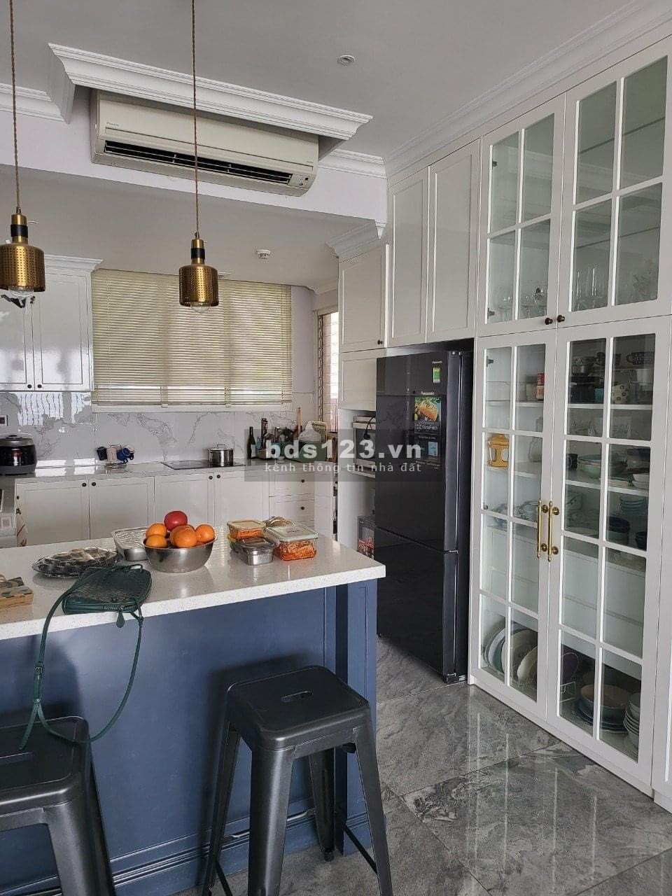 Vista Verde - cho thuê căn hộ 3pn full nội thất đẹp