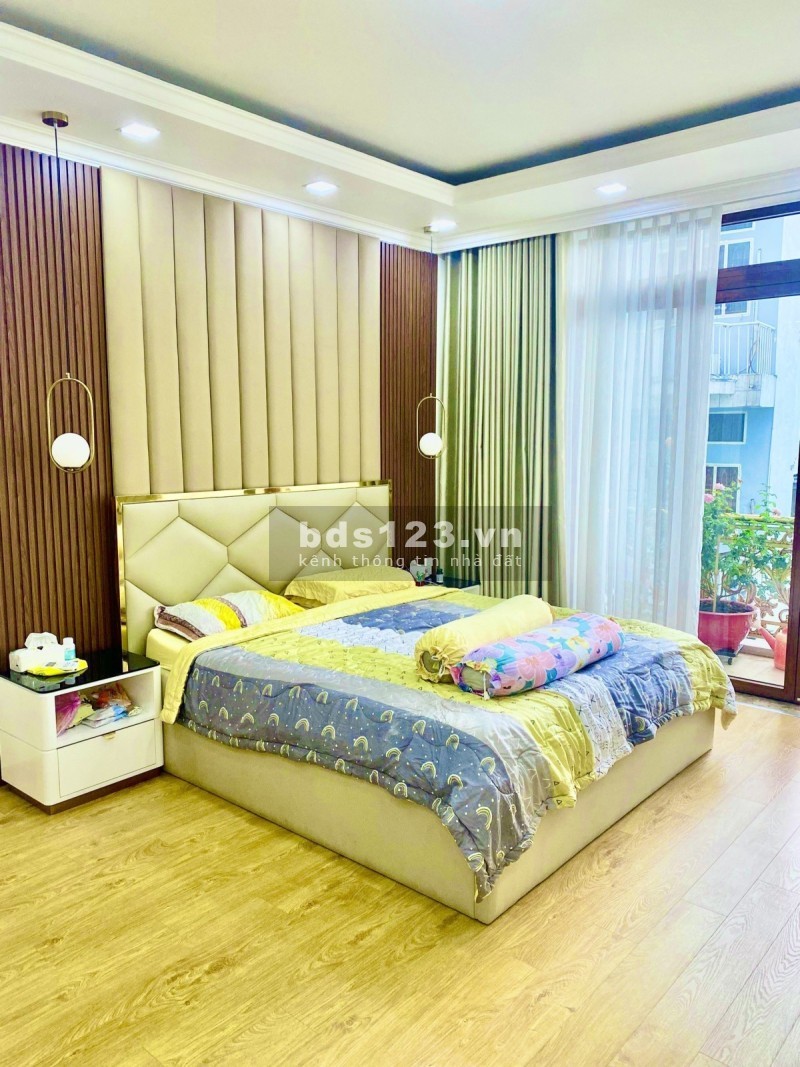 Giảm nhanh 7 tỷ, bán nhà biệt thự trịnh Đình Trọng giáp Tân Bình, 115m2 (10m x 15m) 5 tầng thang máy