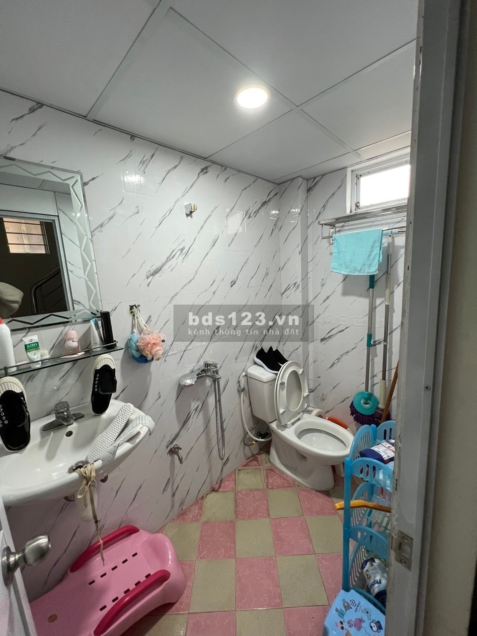 Bán nhà Tân Mai lô góc ô tô đỗ cửa kinh doanh ở đều được giá chào 3,5 Tỷ