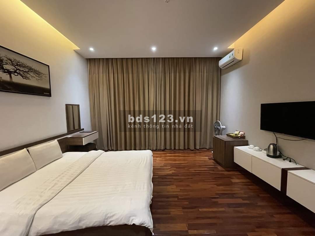 Tin được không? Lạc Long Quân, Tây Hồ, 90m2,, 8 tầng, MT 5.5m, 25 phòng khép kín, chỉ 15.5 tỷ.