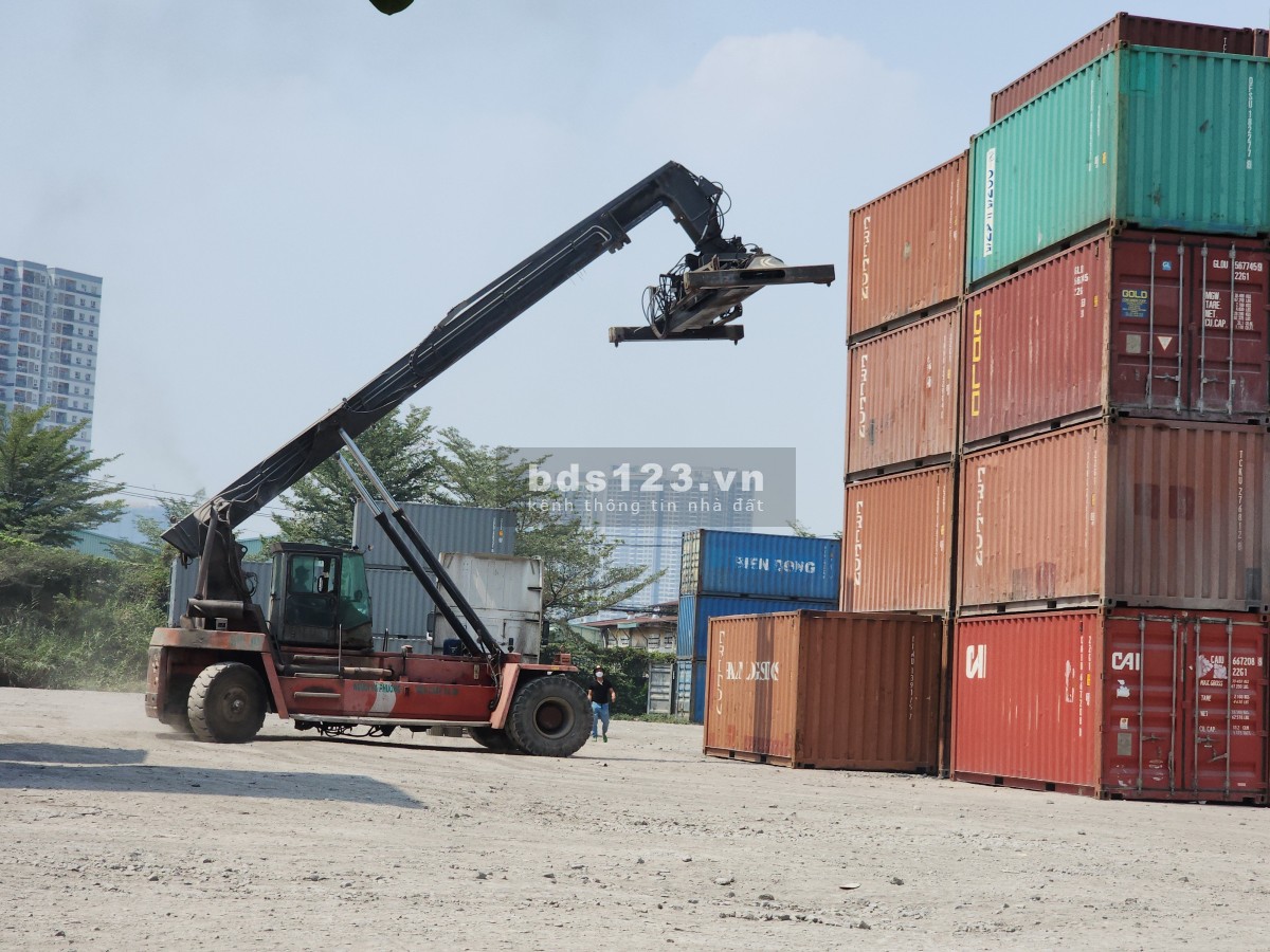 Cho thuê Kho - Bãi ngay tại trung tâm TP HCM - 110k/m2/tháng