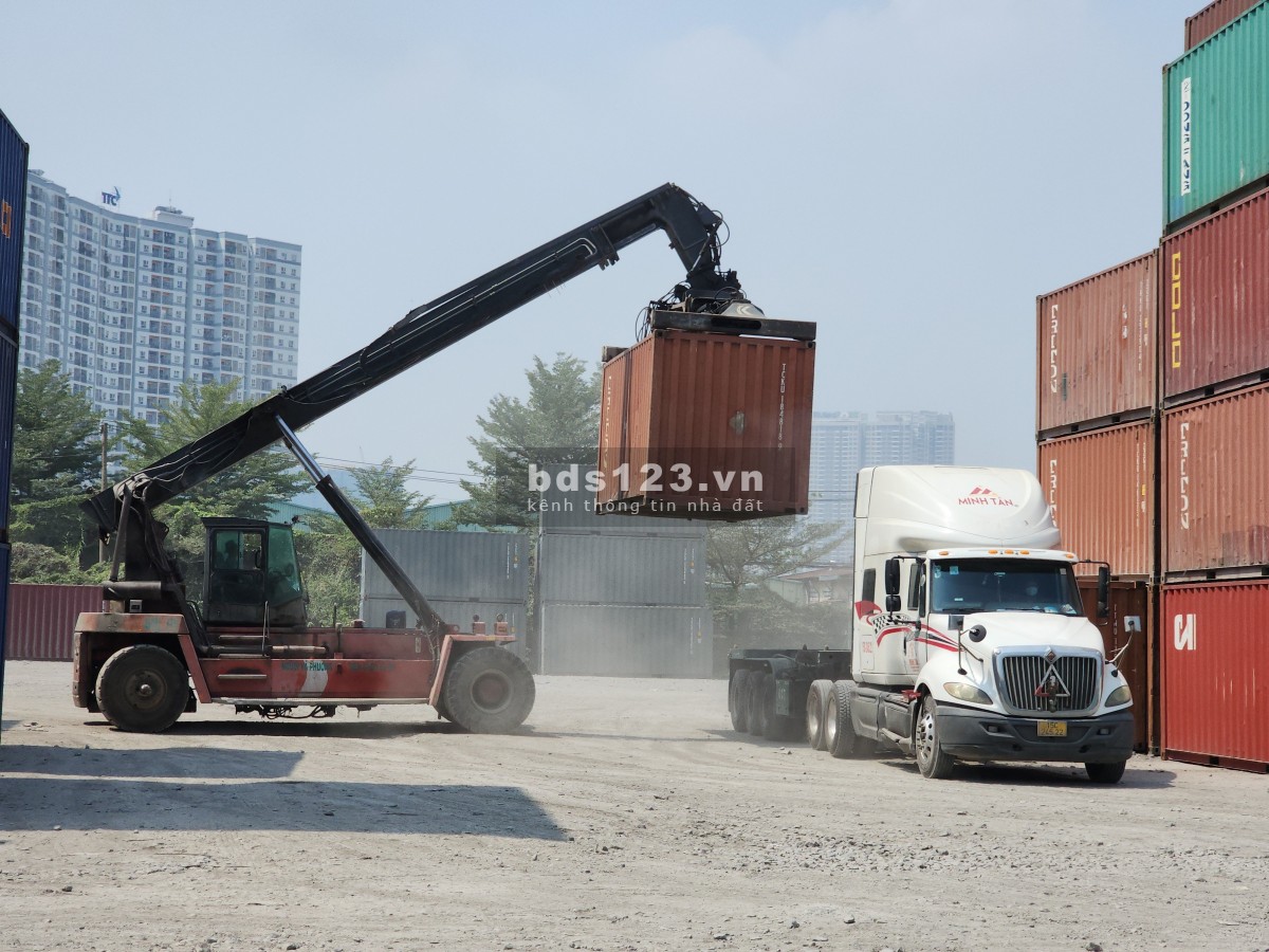 Cho thuê Kho - Bãi ngay tại trung tâm TP HCM - 110k/m2/tháng