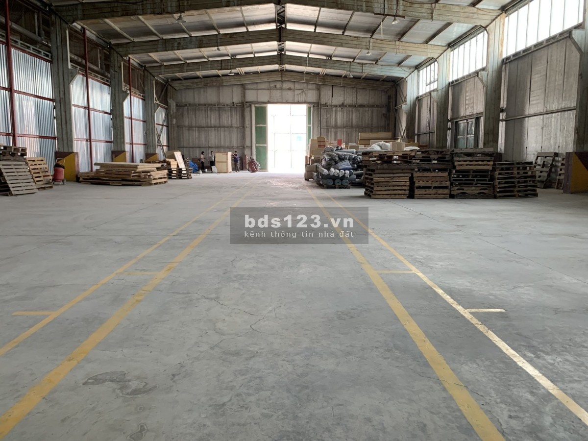 Cho thuê Kho - Bãi ngay tại trung tâm TP HCM - 110k/m2/tháng