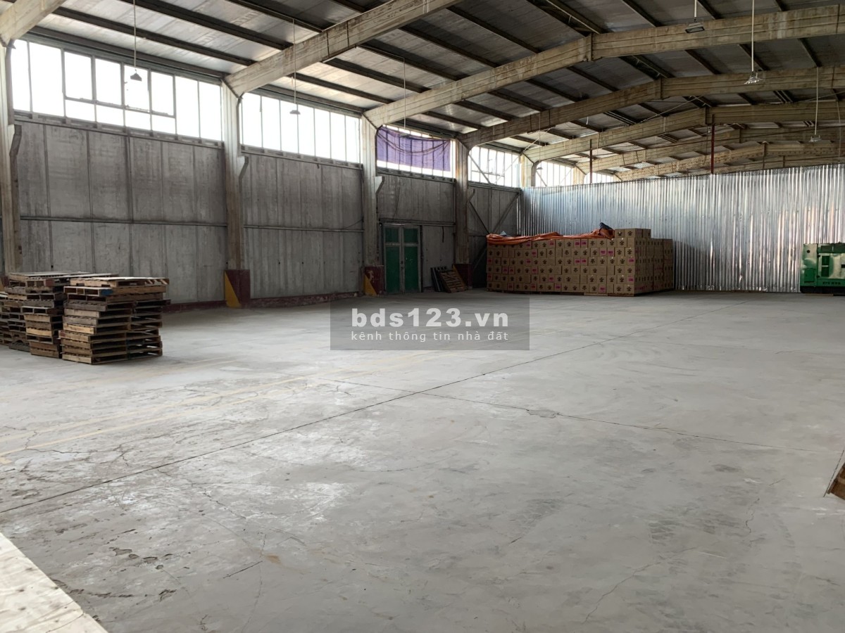 Cho thuê Kho - Bãi ngay tại trung tâm TP HCM - 110k/m2/tháng