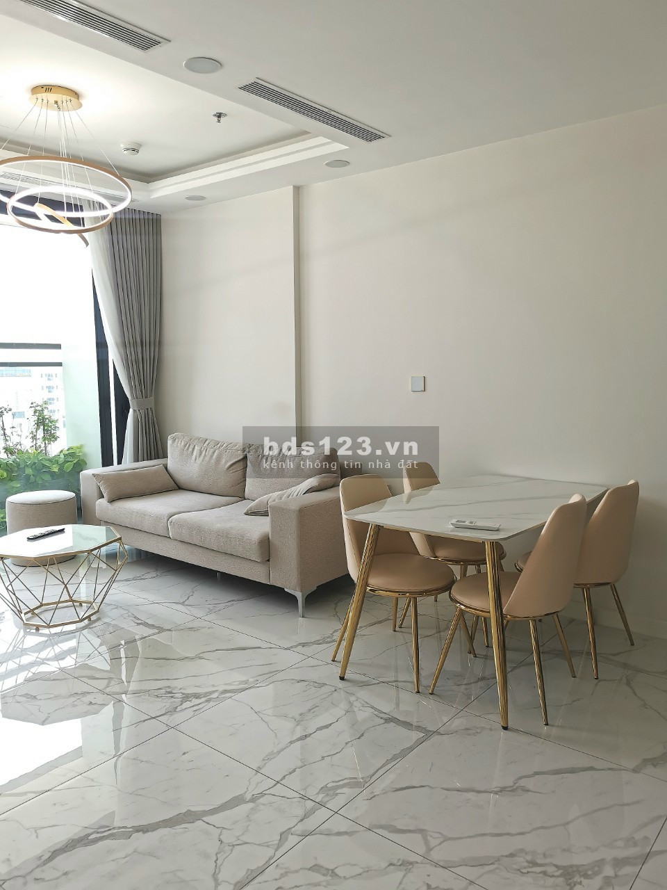 Bán CH Central Plaza L12, 65m2, 2PN, 2WC, sổ hồng chính chủ. Giá…