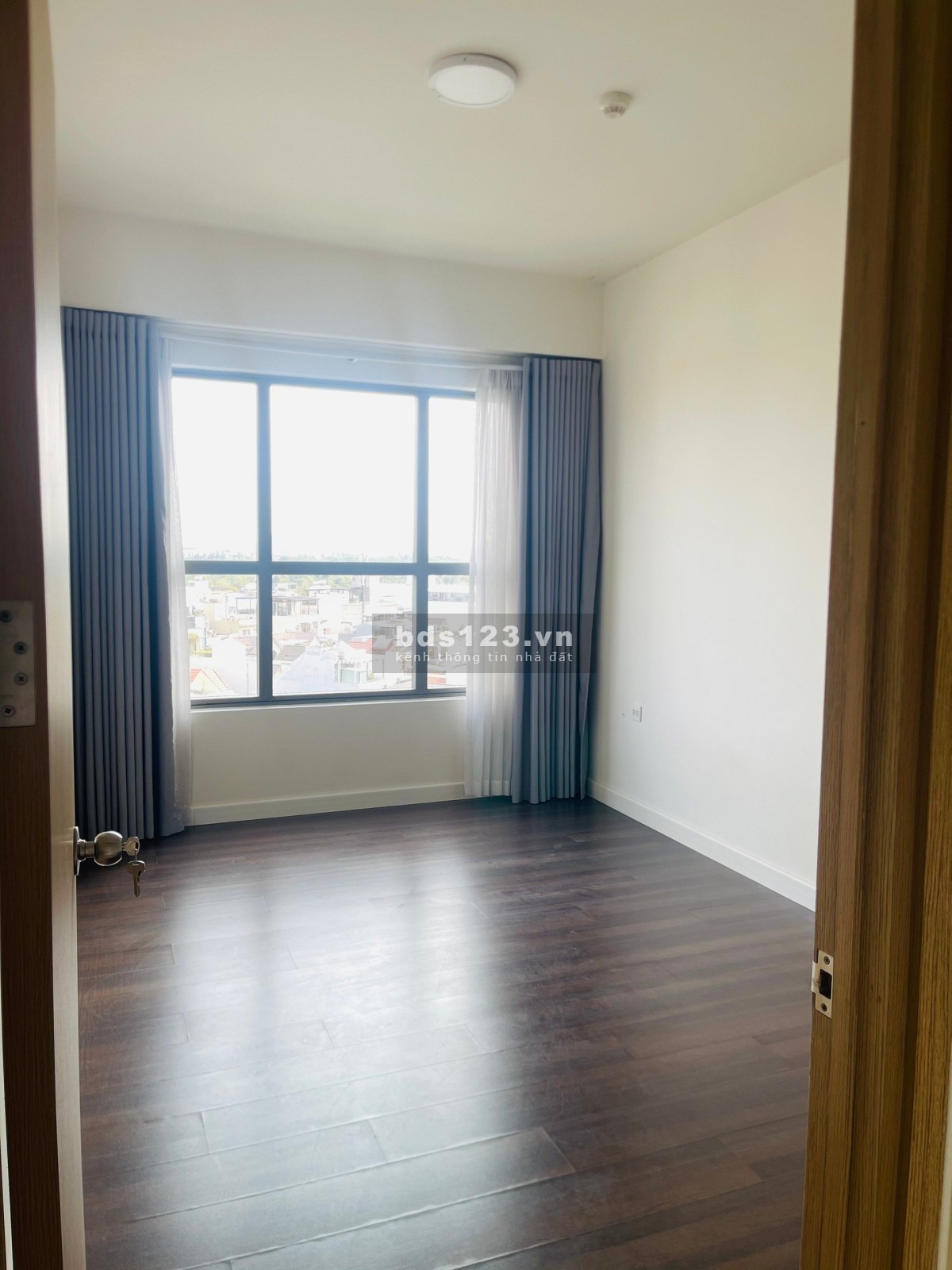 Cho thuê căn hộ The Sun Avenue 2PN 75M2 hướng mát - NTCB - 13.5 triệu