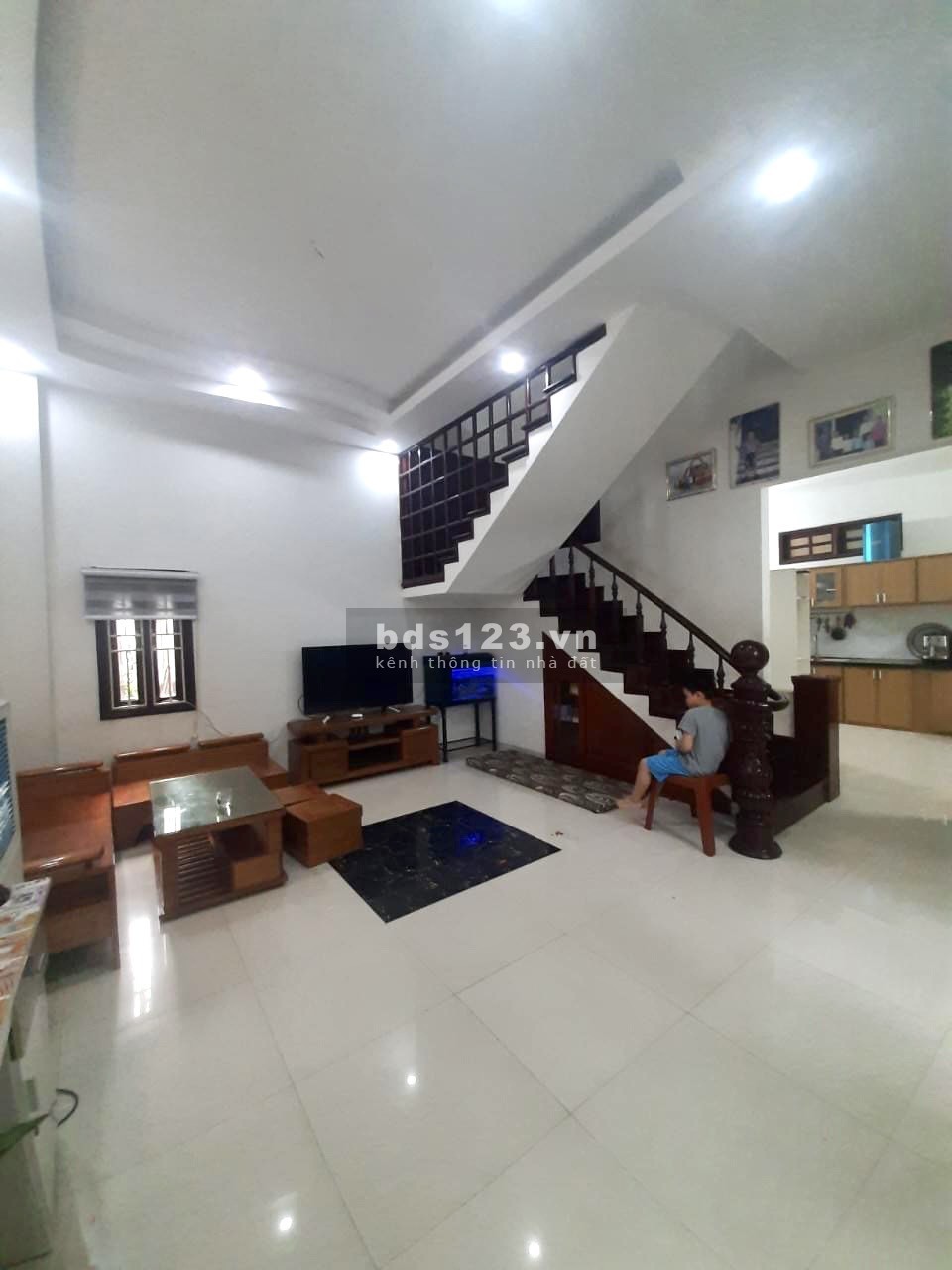 Bán nhà riêng 2 tầng Nguyễn Văn Huề - Kiệt 4M - Mặt tiền gần 10M - 70m2 - Chỉ nhỉnh 2 tỷ