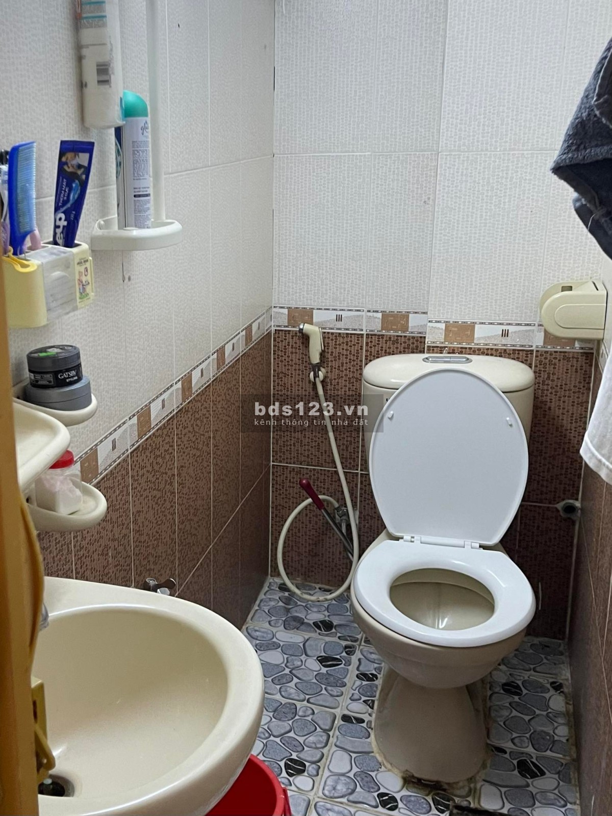 Bán nhà đường Âu Dương Lân, Phường 3, Quận 8 .