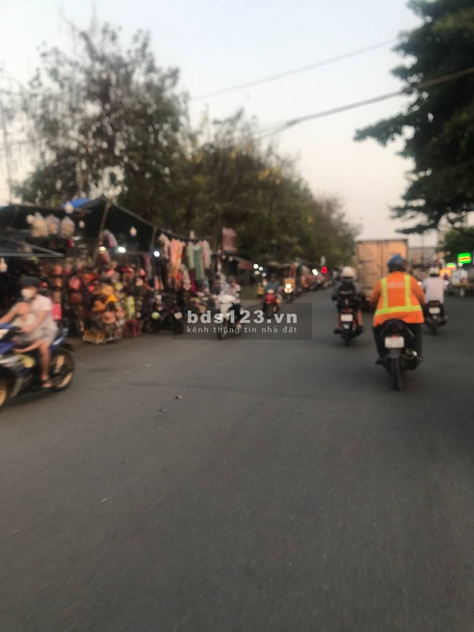Bán đất rung tâm Tp Bình Dương, dt 300m kiếm đâu ra được giá này trời quá rẻ rồi