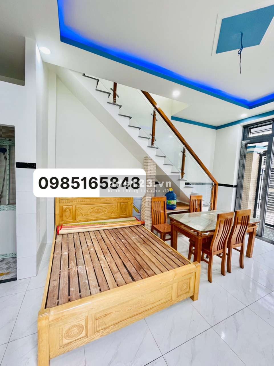 Bán nhà riêng Dĩ An Cầm sổ gốc 2 mặt tiền nhà đẹp ngay xóm vắng