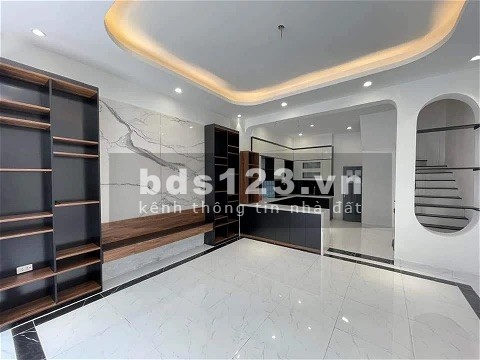 Bán nhà Tăng Nhơn Phú B, gần Lê Văn Việt, quận 9, hẻm ô tô, 84m², 2 tầng, Chỉ 4,5 tỷ.