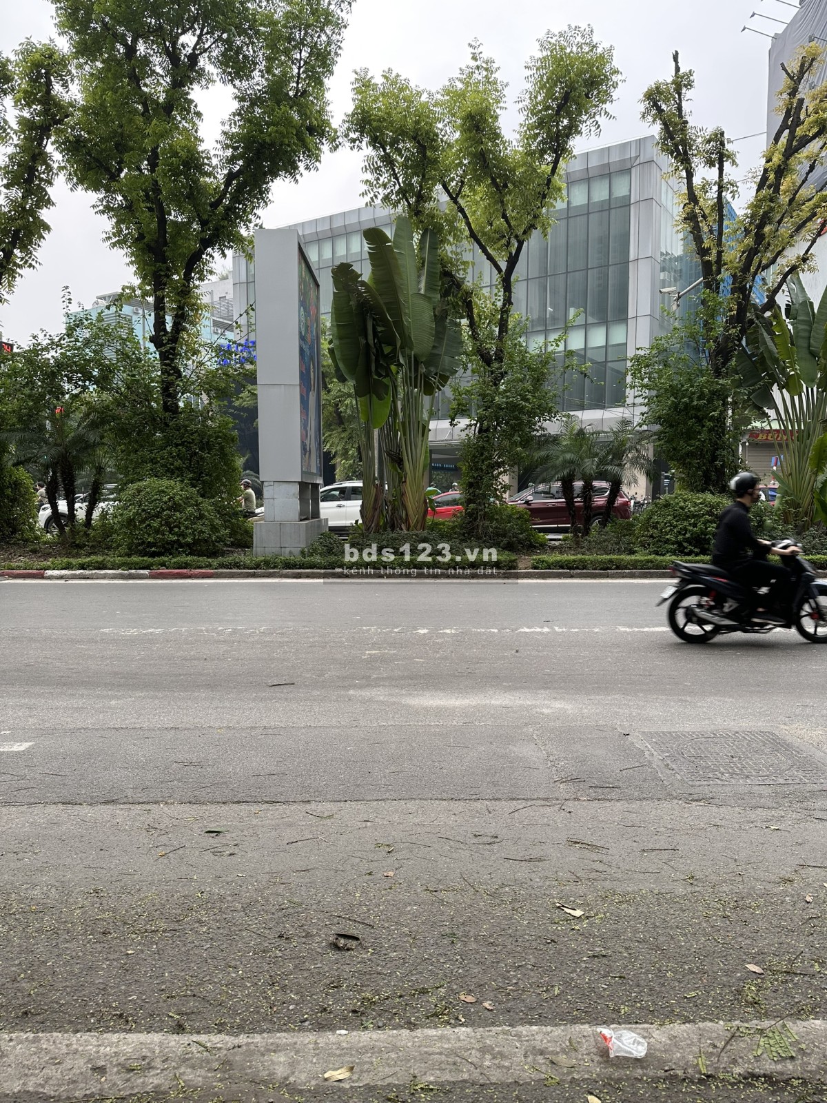 Cho thuê cửa hàng mặt phố Giảng Võ ngay ngã 5 Giảng Võ - Giang Văn Minh - Cát Linh - Hào Nam