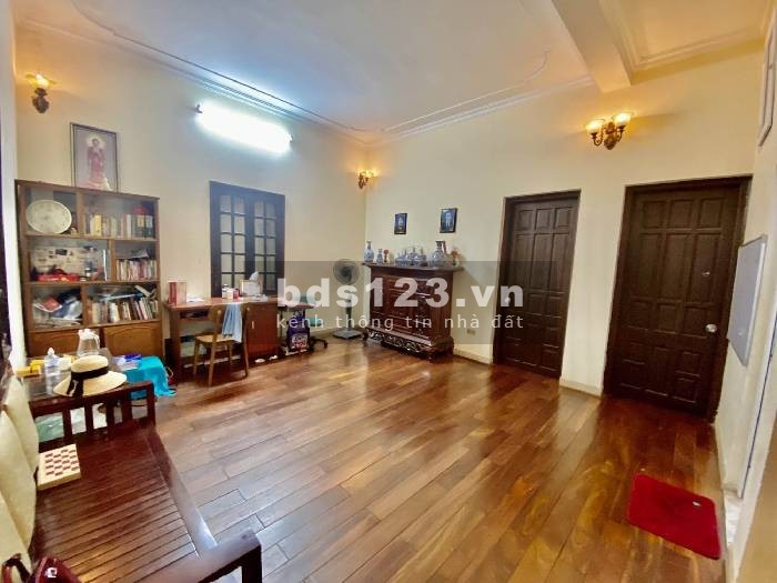 Bán biệt thự đơn lập - Mặt ngõ - Kinh doanh - Ô tô vào giá 10,5 tỷ