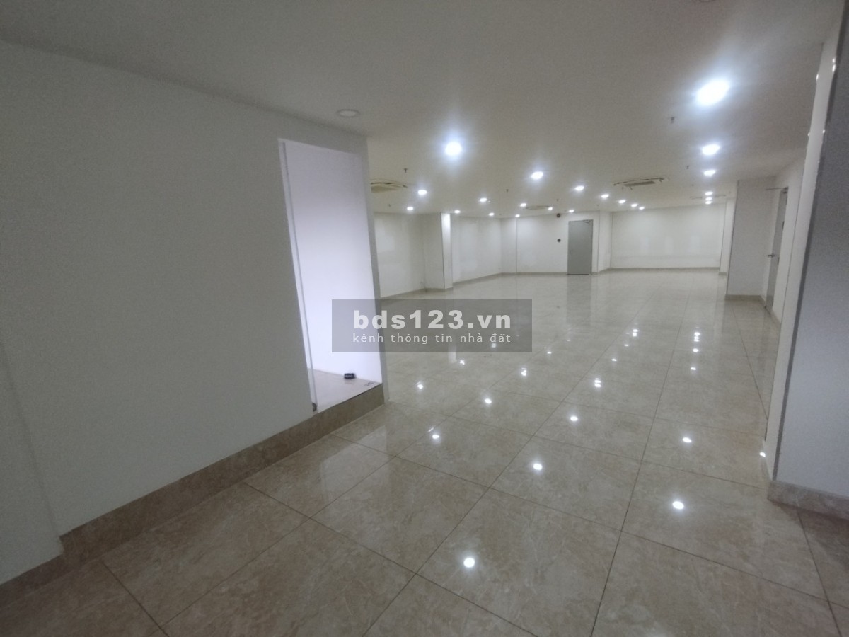 Cho thuê văn phòng DT từ 50m2 đến 210m2 tại Quận Phú Phuận