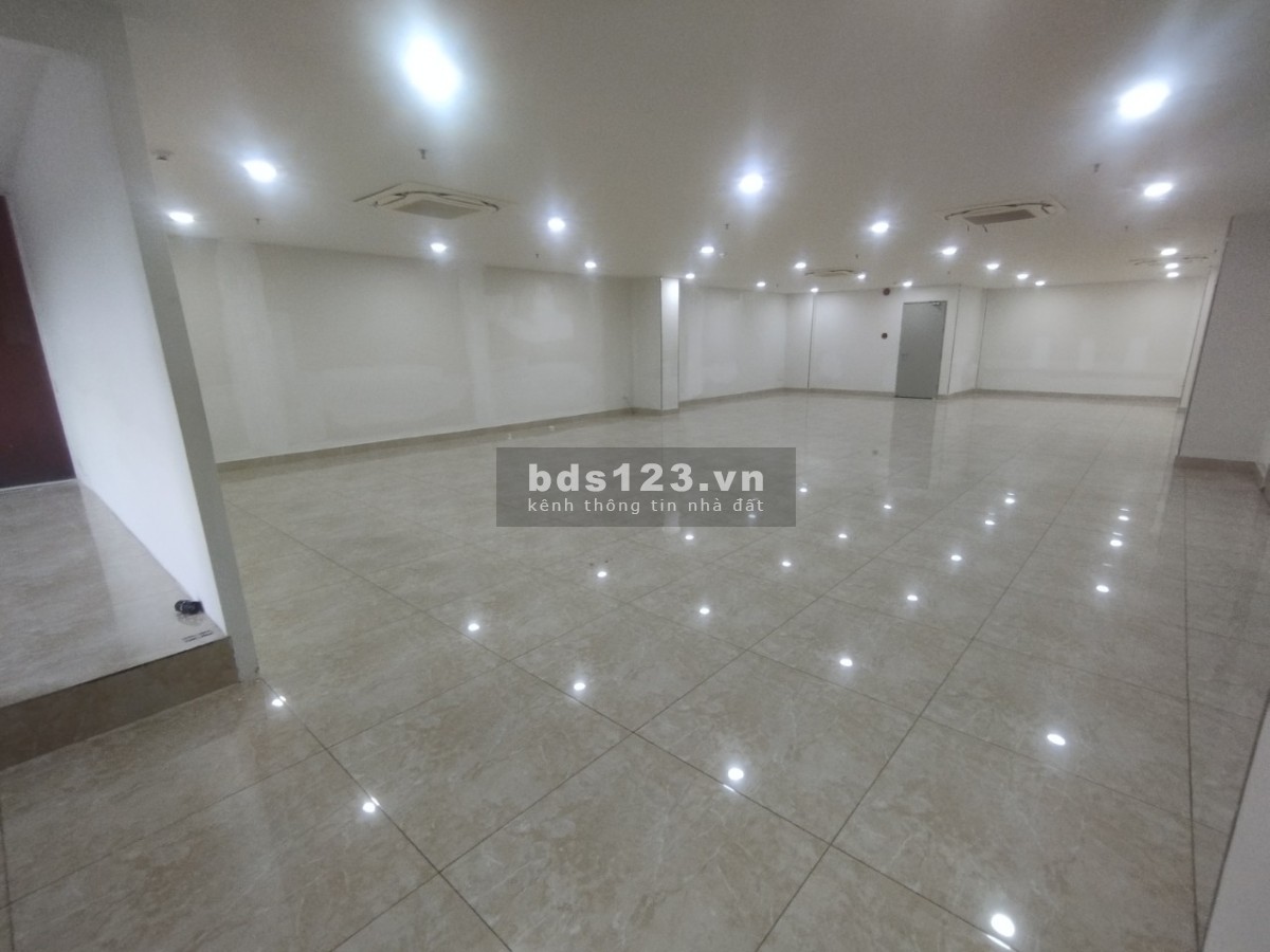 Cho thuê văn phòng DT từ 50m2 đến 210m2 tại Quận Phú Phuận