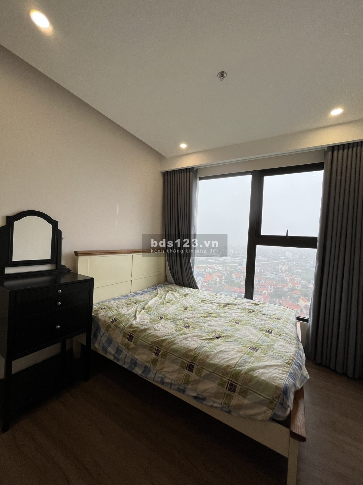 Cho thuê ngắn hạn, dài hạn chung cư 3 phòng ngủ Sky Oasis Ecopark đầy đủ nội thất giá 11.5tr/tháng