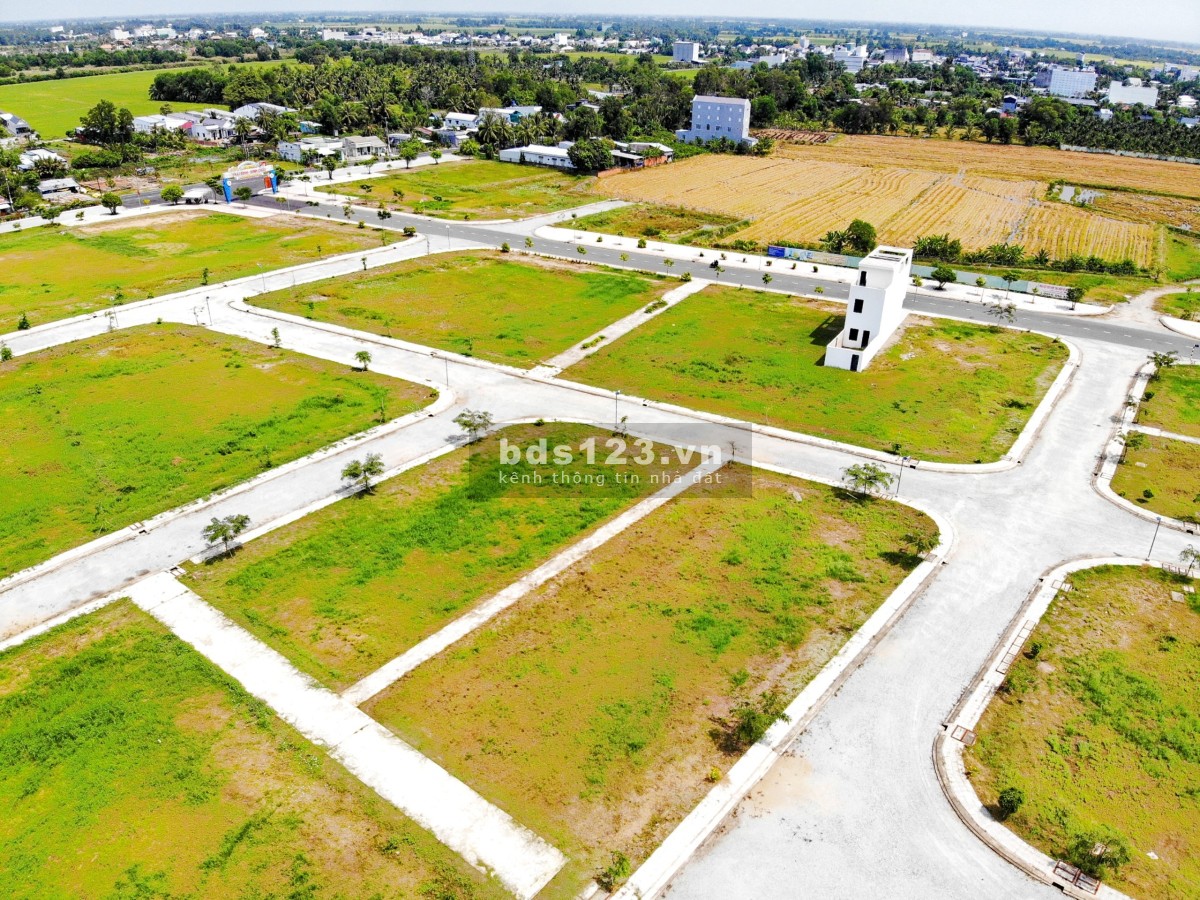 Cần bán mặt tiền đất nền dự án 156m2, đường Nguyễn Thái Bình