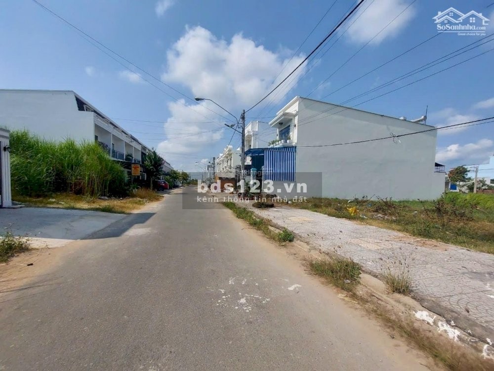 Chính chủ bán đất thì không sợ giá quá cao 300m nằm ngay trung tâm Bến Cát