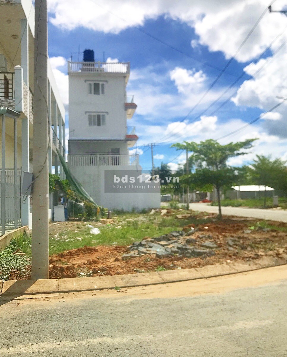 Chính chủ bán đất thì không sợ giá quá cao 300m nằm ngay trung tâm Bến Cát