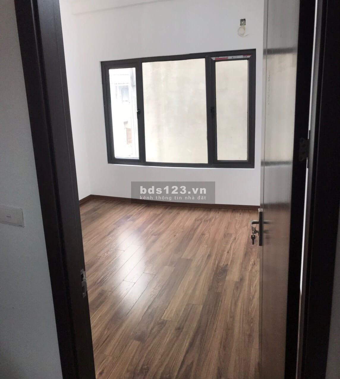 Hiếm! Bán nhà Nguyễn Chí Thanh, dt 48m x3t, mt 3,8m, giá chào 2,9 tỷ