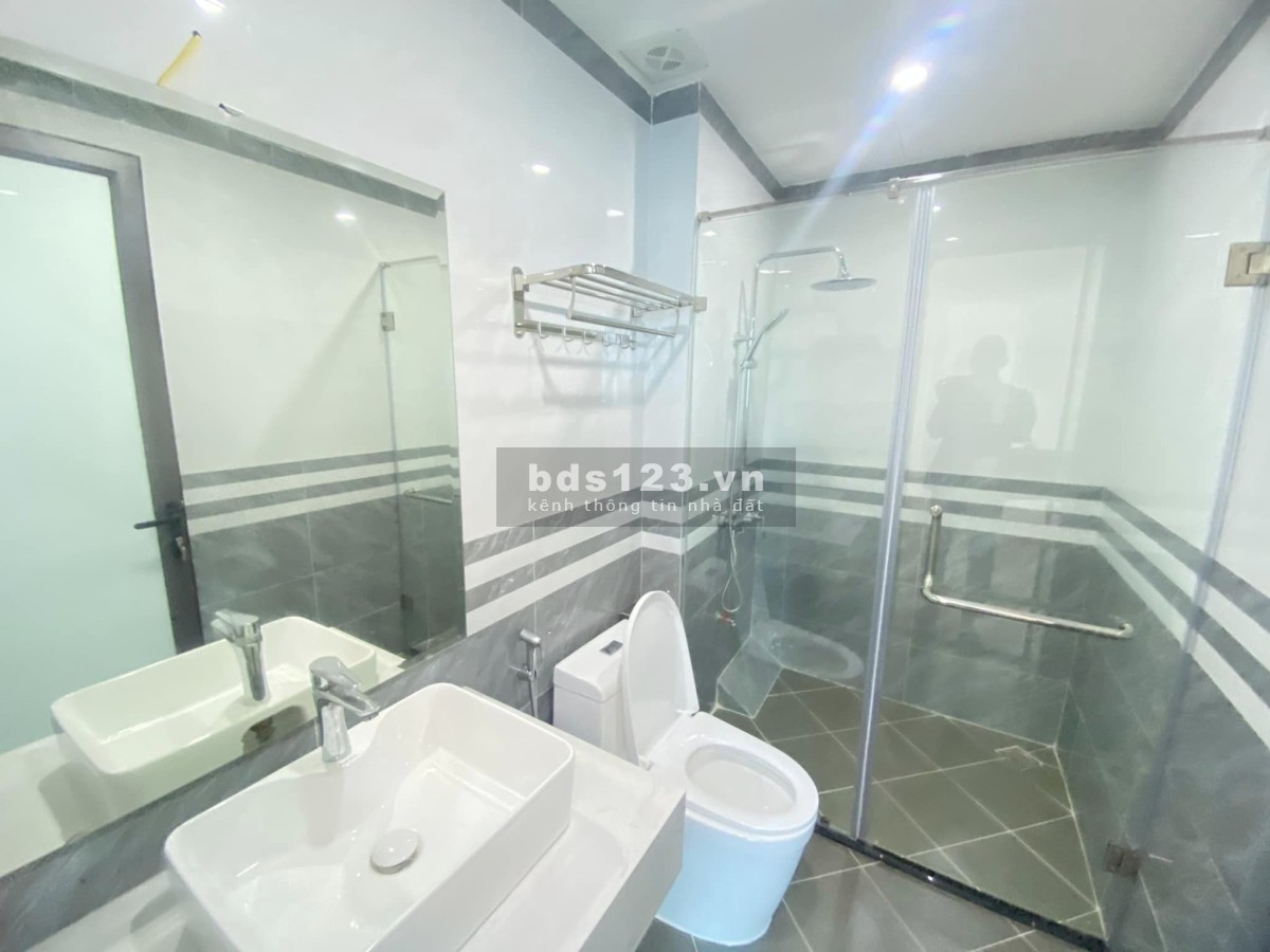 Bán nhà đẹp - Full nội thất đẹp - Khu dân trí cao - Gía hợp lý - Sổ hoa hậu