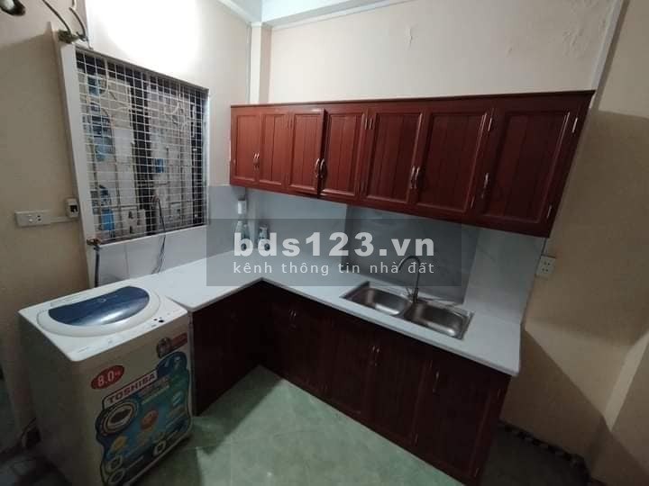 Bán nhà Đường Hoàng Mai 39m, 4 tầng, mt 3.3m, giá 3 tỷ.