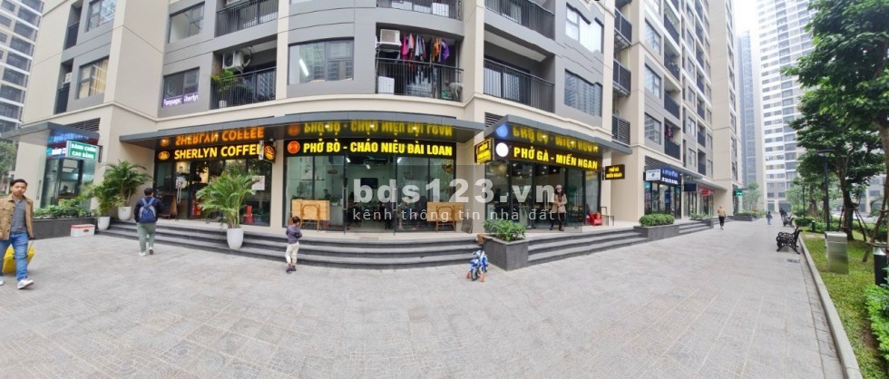 Chính chủ cho thuê căn góc 67m shop nằm đối diện 10 toà chung cư sầm uất kinh doanh cực tốt