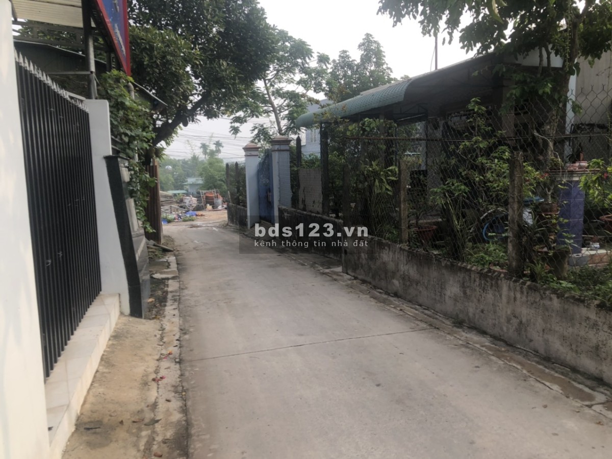 Chính chủ bán nhà phố hẻm 273 Nguyễn Đức Thuận,100m2 full thổ cư. hẻm oto 7 chỗ