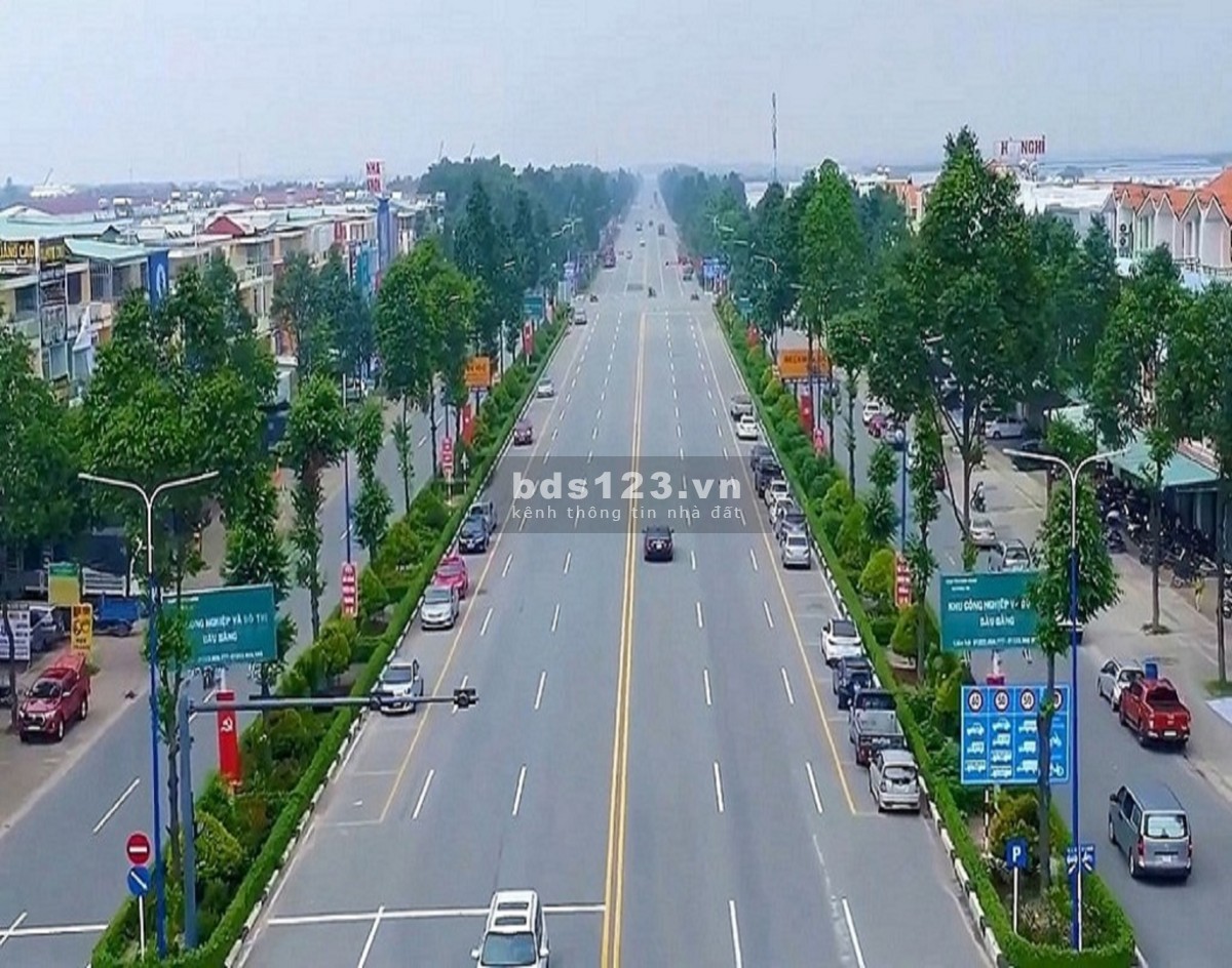 Em bán lỗ hoặc hợp tác đầu tư căn nhà phố mới xây ở khu công nghiệp Bình Dương đã vào tiền 40%