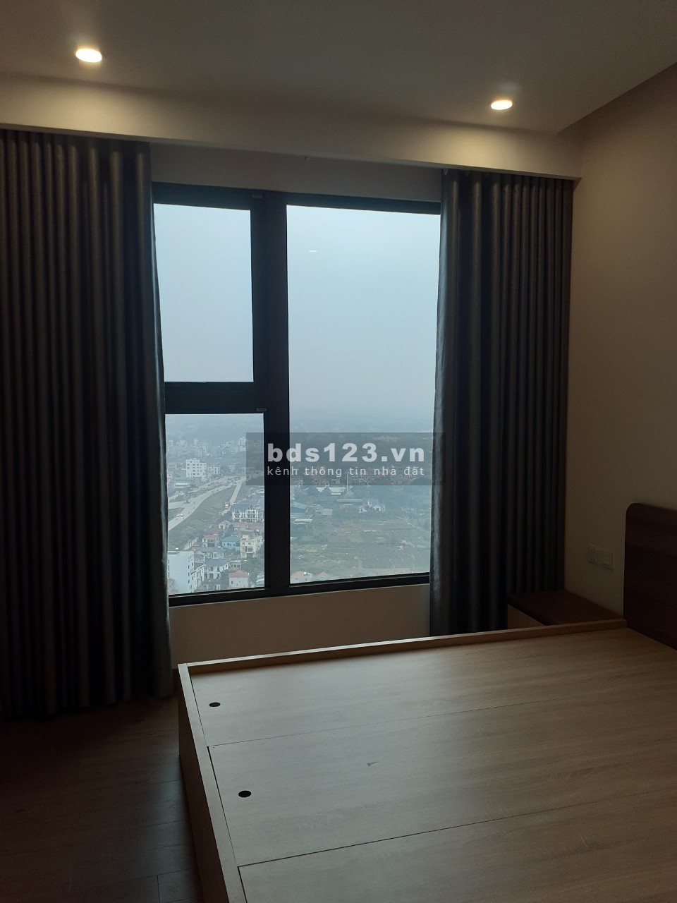 Căn hộ 2 phòng ngủ+2WC 68m2 thông thủy Sky Oasis Ecopark đầy đủ nội thất cho thuê giá 8.5tr/th