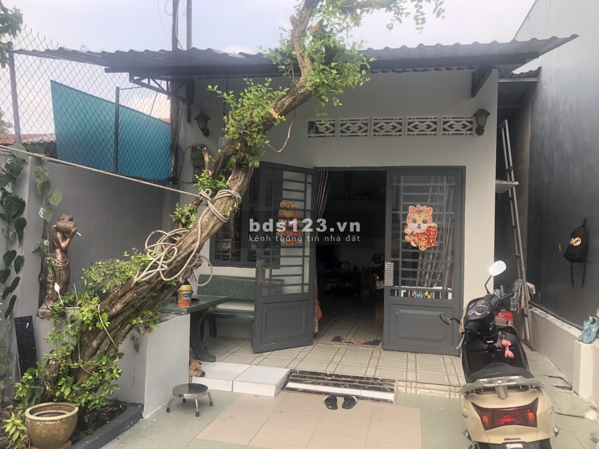 Chính chủ bán nhà phố hẻm 273 Nguyễn Đức Thuận,100m2 full thổ cư. hẻm oto 7 chỗ