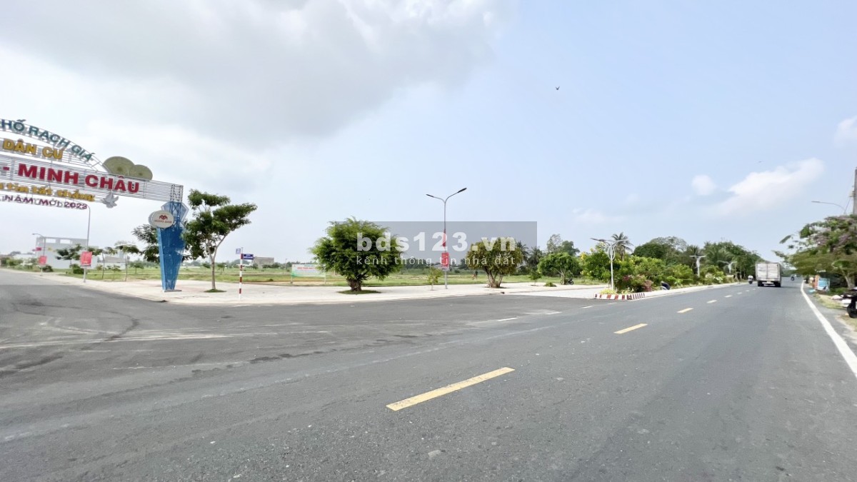 Chính chủ cần bán đất mặt tiền đường nhựa 30,5m giá 1 tỷ 250