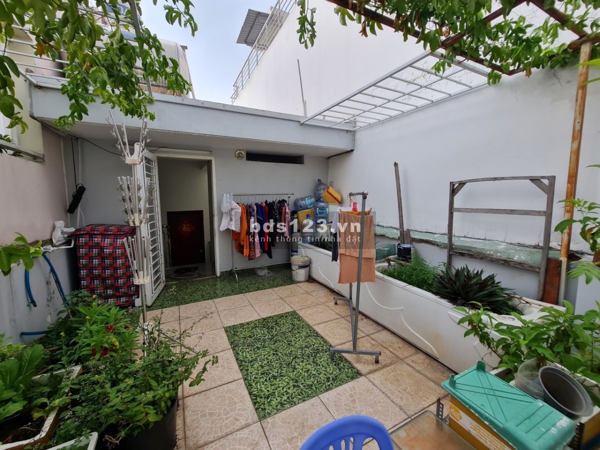 Bán nhà hẻm xe hơi đường Bình Giã, phường 13, quận Tân Bình.