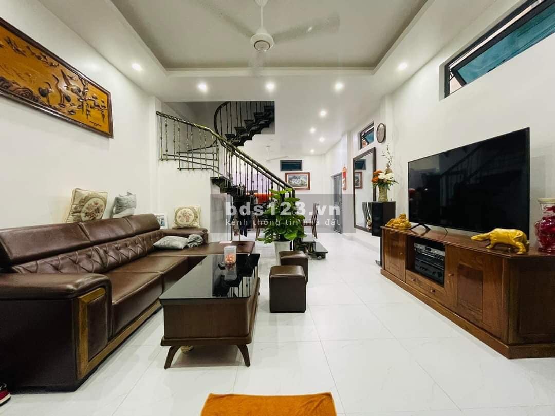Bán nhà riêng siêu phẩm Tây Hồ lộng gió – Lô góc – 45m2 x mt 4.5m – Nhà cực đẹp giá chỉ 5.5 tỷ.