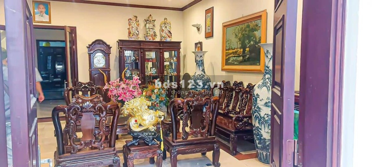 Bán biệt thự phố Thái Hà, Đống Đa. Dt 250m, 4T, MT 7,5m, 55 Tỷ. Cực Hiếm, Để ở đẳng cấp, Làm Vp đỉnh