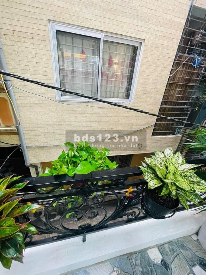 Nhà đẹp ngõ thông gần phố Bạch Mai, Hai Bà Trưng 39m, 5 tầng, mt 3.7m, giá 4.85 tỷ