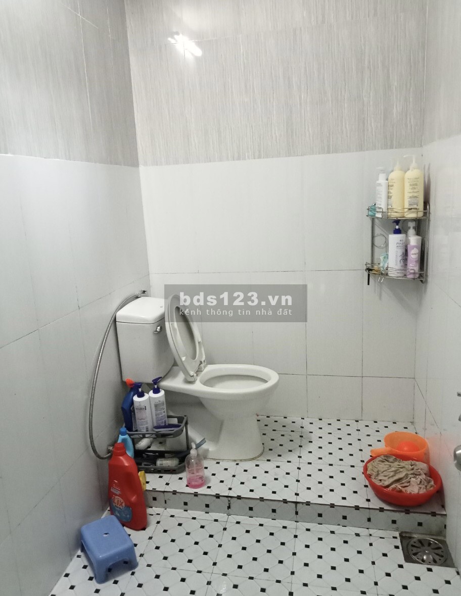 Cho thuê nhà nguyên căn gác đúc sát mới đẹp gần chợ Cẩm Lệ giá 6 triệu