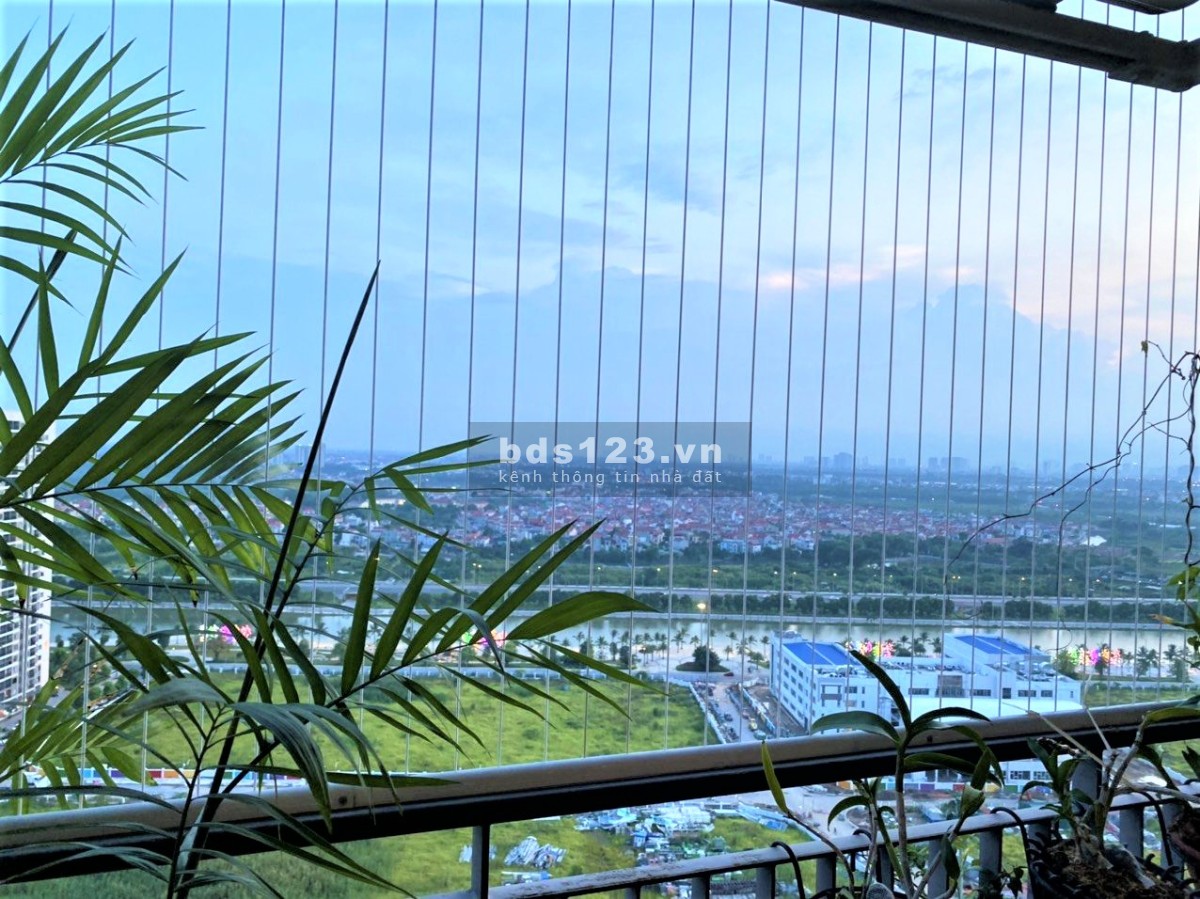 Căn hộ (106m2) 3PN2VS, bán gấp cắt lỗ (400tr) full nội thất, chỉ (3,7 tỷ), tại Vinhomes Ocean Park