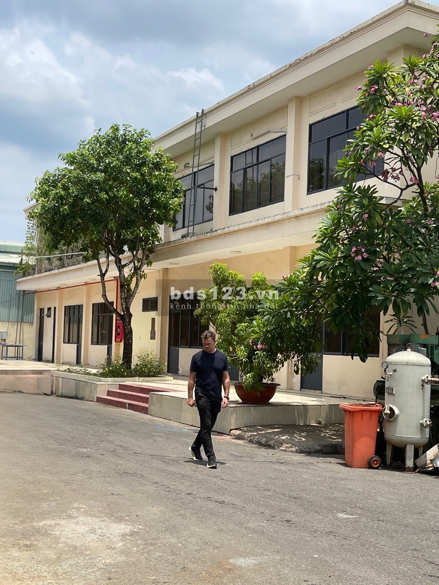 Cần cho thuê kho xưởng 1100m2 trong KCN Đồng An 1 phù hợp sản xuất đa ngành nghề