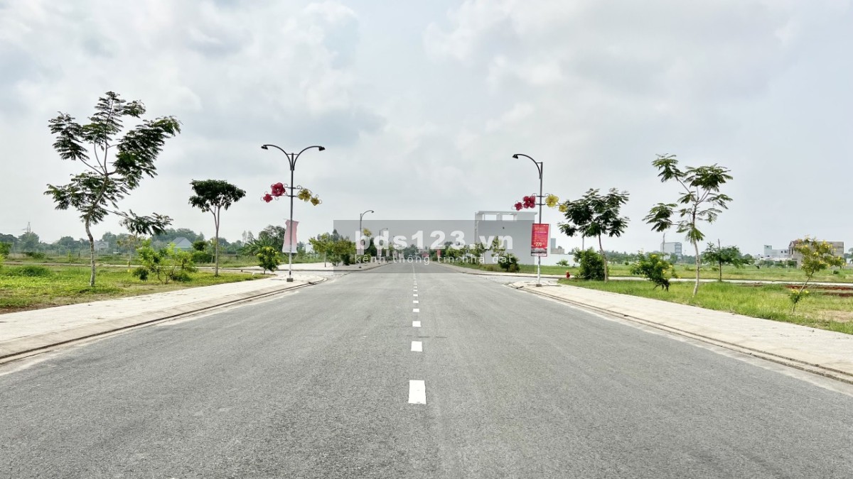 chính chủ cần bán gấp mặt tiền Nguyễn Thái Bình giá 1 ty 3