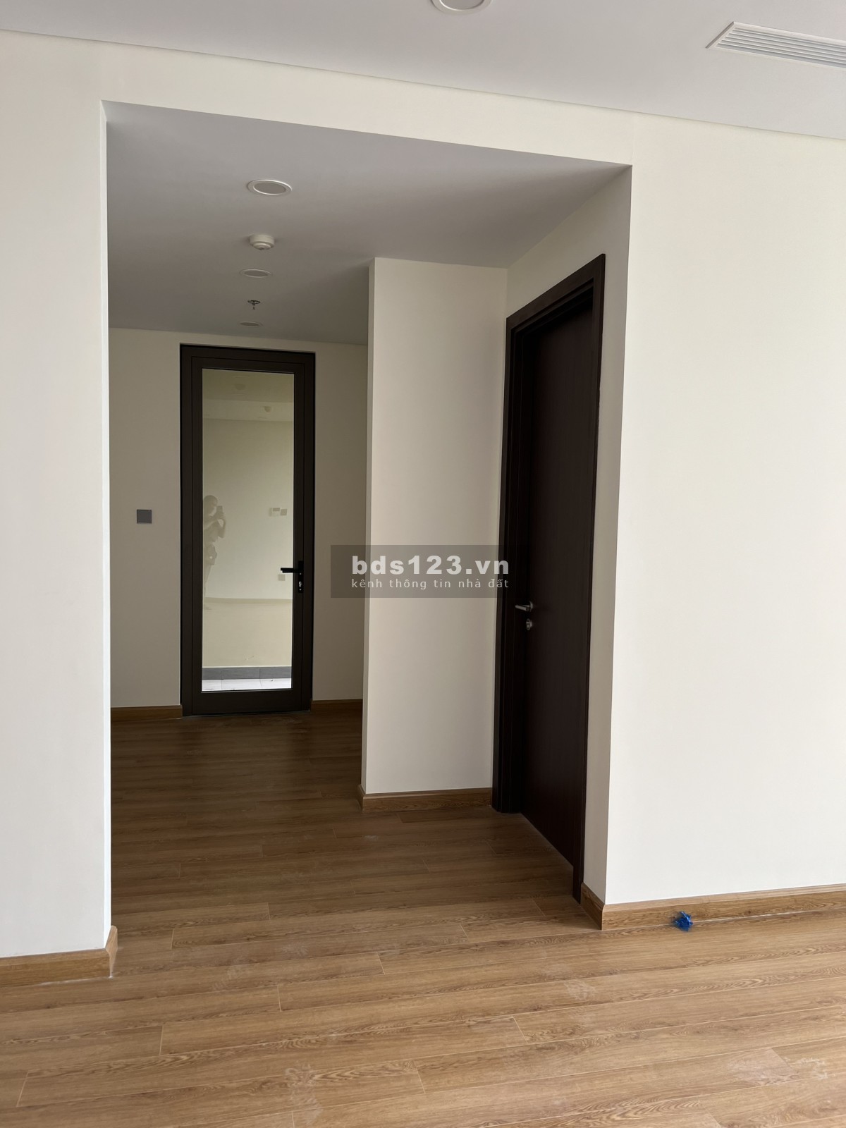 Cho thuê căn hộ 3 ngủ 2wc Tòa V1 The Terra An Hưng