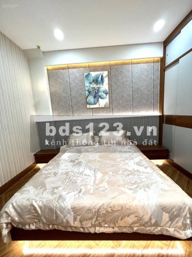 Bán nhà MT Ngô Quyền nd, P14, Q10.