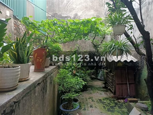 HOTTT: MUA ĐẤT TẶNG NHÀ - PHỐ TAM TRINH - DT: 95M2 - LH: 0868047285