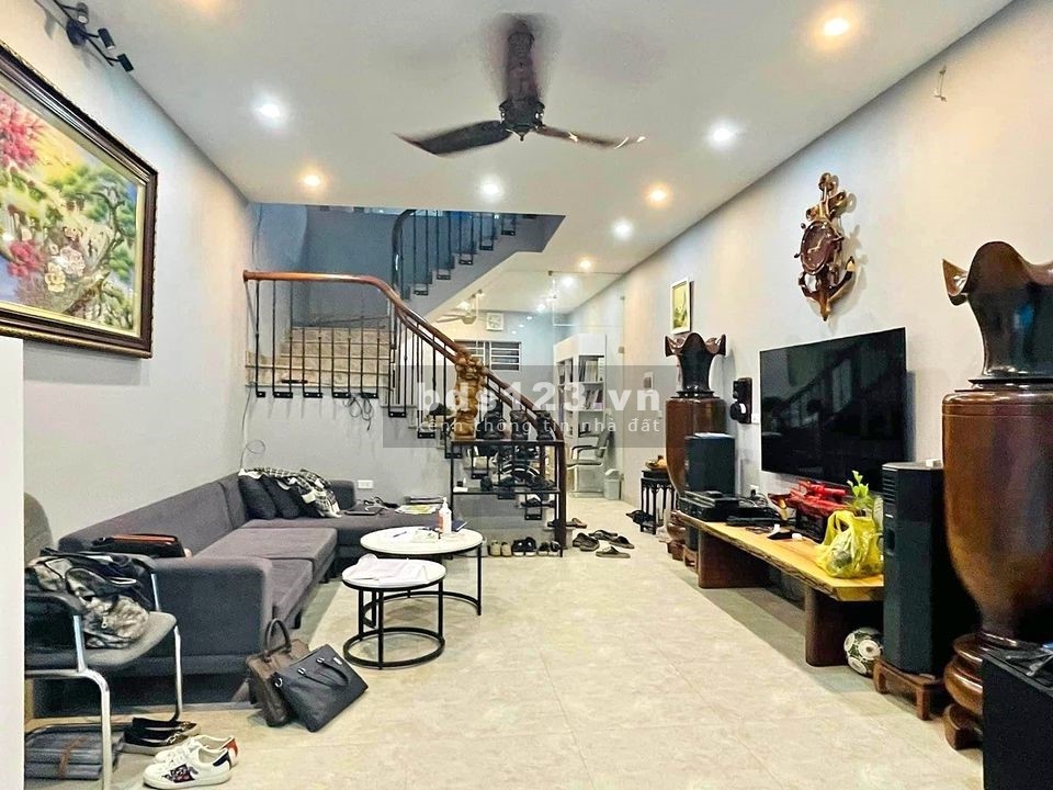 BÁN CĂN NHÀ PHỐ TÂN MAI :40M2, GIÁ CHÀO 2.888 TỶ