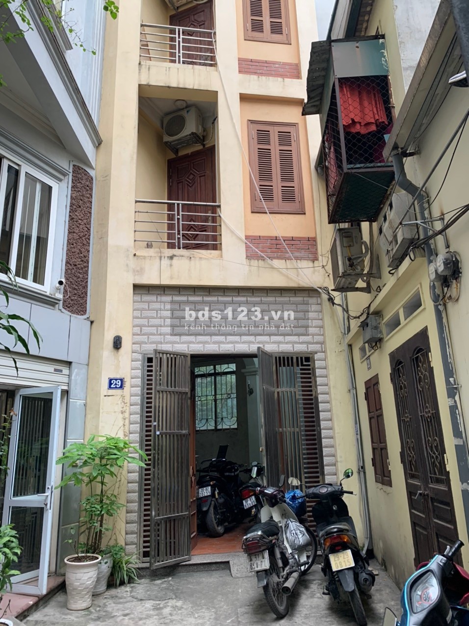 Cho thuê nhà riêng chính chủ 4 tầngx53m2 mặt tiền đẹp ô tô vào được ở Doãn Kế Thiện–Mai Dịch-CG-HN