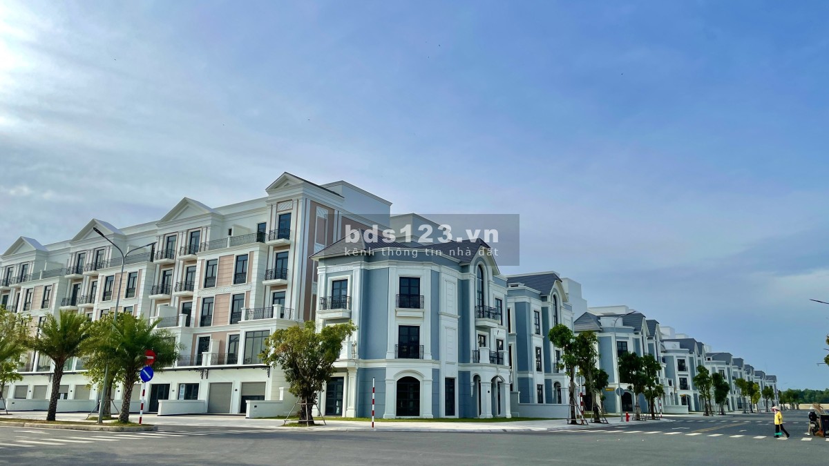 Bán gấp biệt thự 200m2 khu compound chỉ 23 tỷ BTP