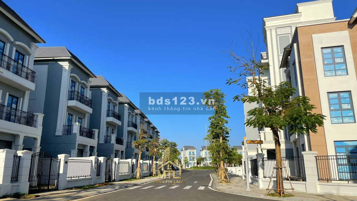 Bán gấp biệt thự 200m2 khu compound chỉ 23 tỷ BTP